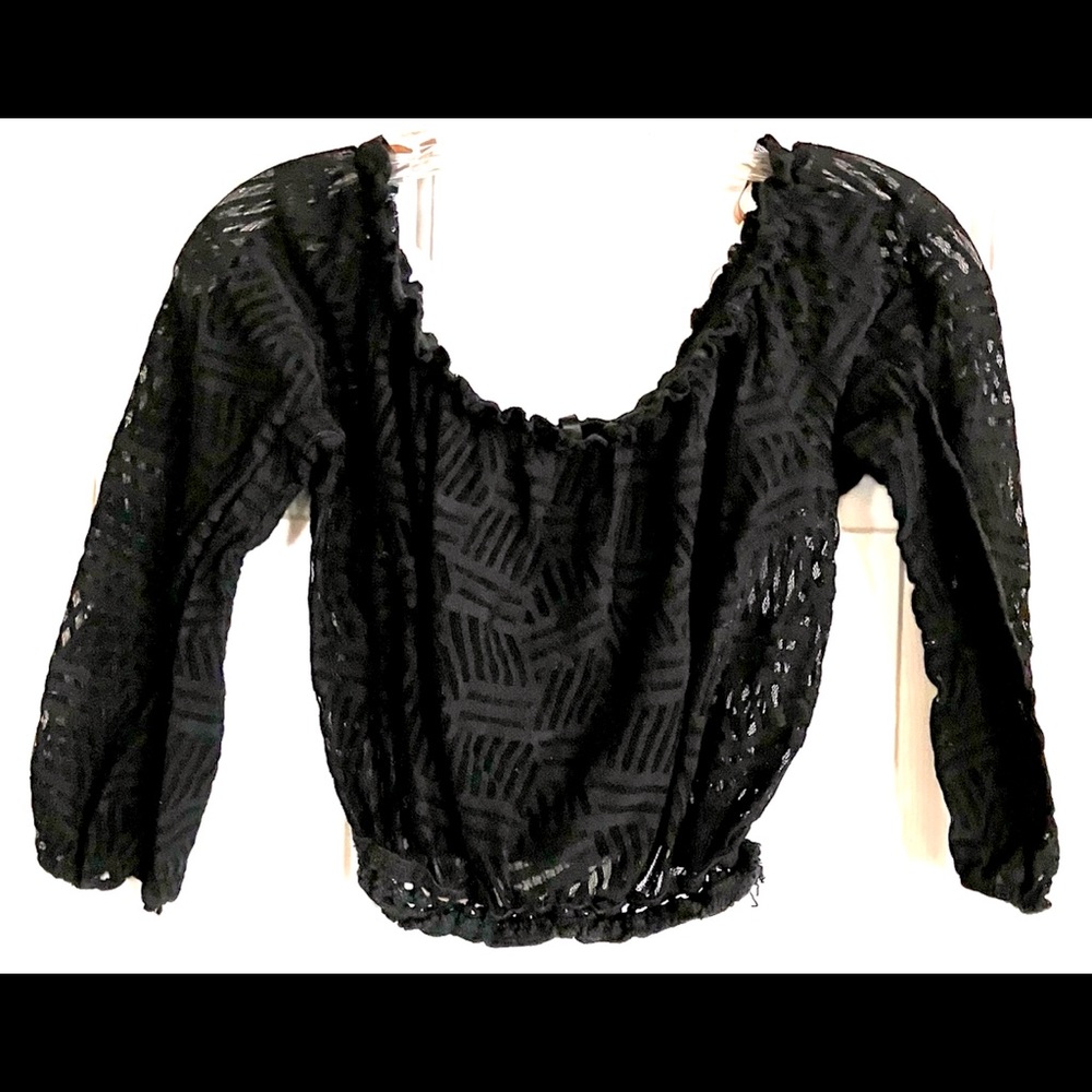 Lace black crop top